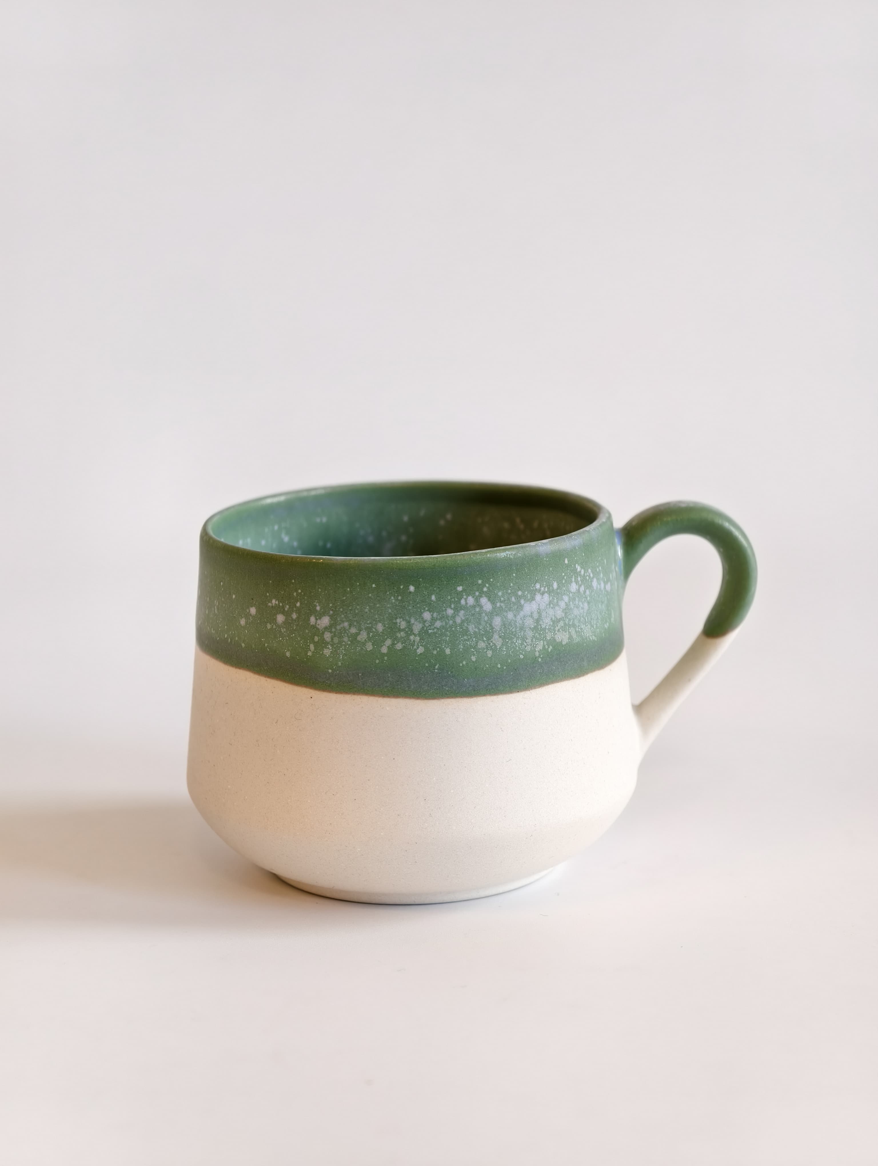 Stoneware Fincan No 7